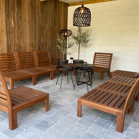 Dageraad 펜션 드판