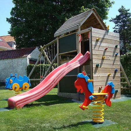 Dageraad Holiday home De Panne